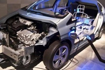 国产特斯拉Model3降至29万李斌蔚来现在没有降价空间