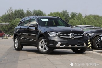 轴距有2973mm配9AT加四驱加可调悬架39.28万起