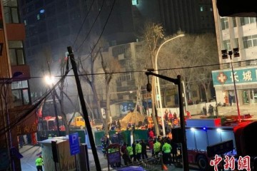 西宁路面陷落公交车掉入失联人数上升至10人