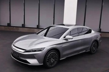 比亚迪汉量产版实车露脸内饰初次曝光或售2535万元
