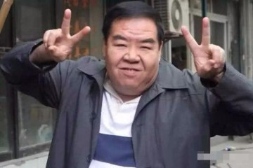 肥猫10年还清2000万欠款座驾鸟枪换炮迈巴赫都开上了